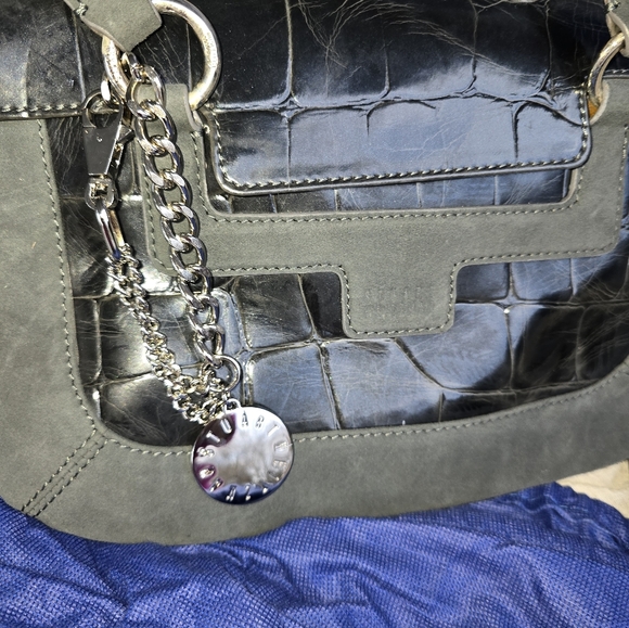 NEW Stuart Weitzman Bag With Dustbag - Picture 2 of 4